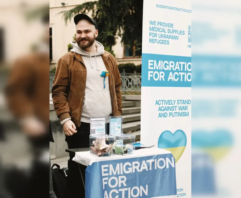 Волонтер фонда Emigration for Action во время благотворительной акции в Тбилиси. Фото: архив фонда Emigration for Action.