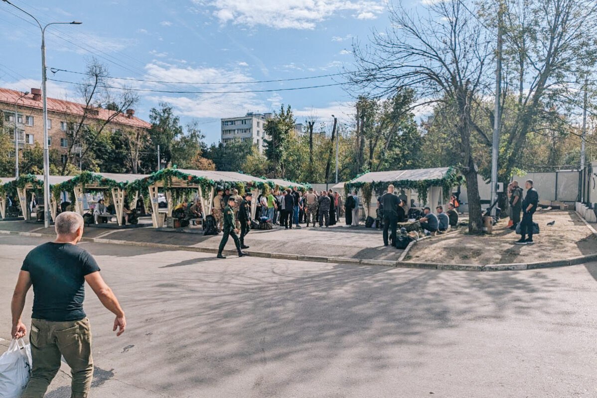 Пункт отбора на службу по контракту в Москве