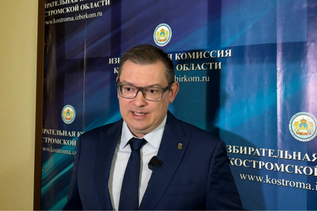 Поэт и участник «СВО» Михаил Душин в день получения мандата депутата Костромской областной Думы