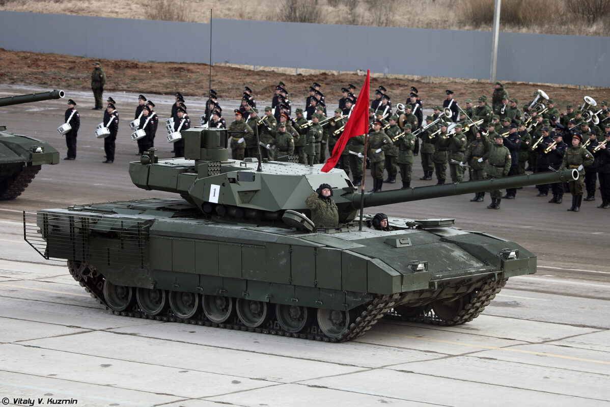 Танк Т-14 на платформе «Армата» заявлялся Россией как современный образец тяжёлой наземной техники. Проект так и не реализовали