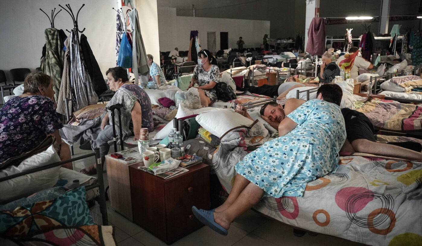 Год с вторжения ВСУ в Курскую область: Пункт временного размещения беженцев в Курской области